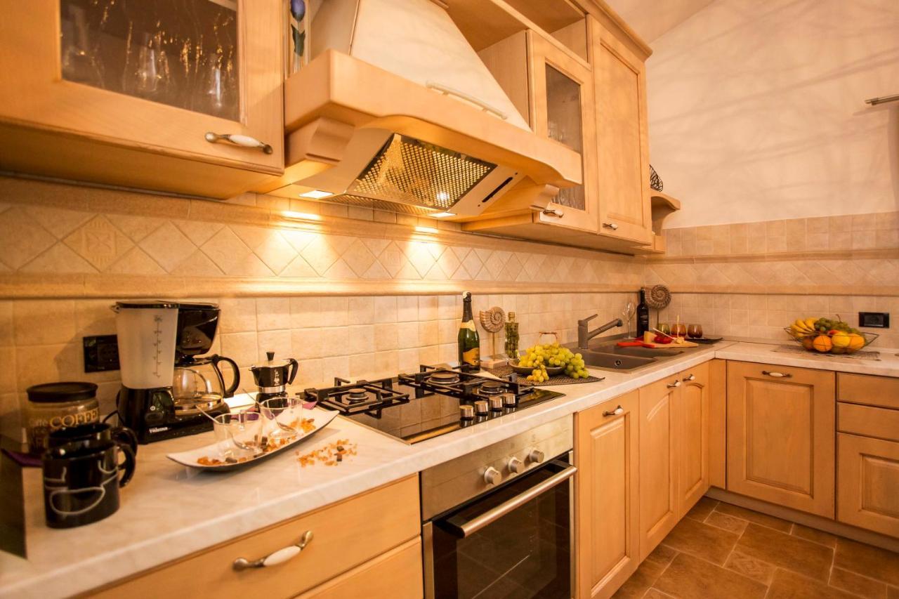 Holiday House Alex Rovinj Exterior photo