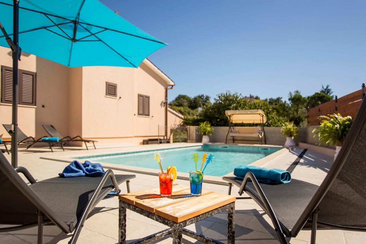 Holiday House Alex Rovinj Exterior photo